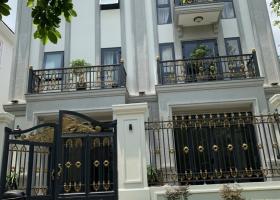 Cần cho thuê biệt thự HỒ BƠI, PMH Q7 nhà đẹp, giá rẻ nhất 2099139