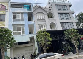 Cho thuê nhà phố Hưng Gia đường số 2, DT: 6*18,5m, giá chỉ 40 triệu/tháng 2100496