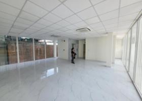 Văn phòng cho thuê 90m - 180m đường CMT8,Tân Bình 2105755