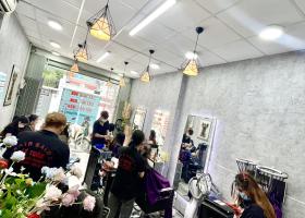 CẦN SANG NHƯỢNG SALON ĐÃ HOẠT ĐỘNG ĐƯỢC 3 NĂM 2108444