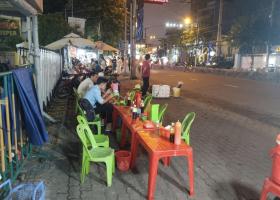 Do nhu cầu về quê nên em cần nhượng lại 2mặt bằng 2108548