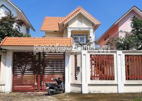 Cho thuê villa khu compound Phường Phú Hữu, Q9 cũ, 125m2 đất, 3 tầng + áp mái, 4PN + 5WC 2109835