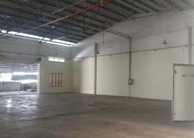 Nhà xưởng cho thuê 3500m2, có pccc tự động, gần Ql1A Quận 12 2113093